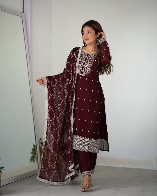 Karwa Chauth dress for ladies Women Embroidered Maroon Kurta and Pant with Dupatta At Fashion good quality dresses for women