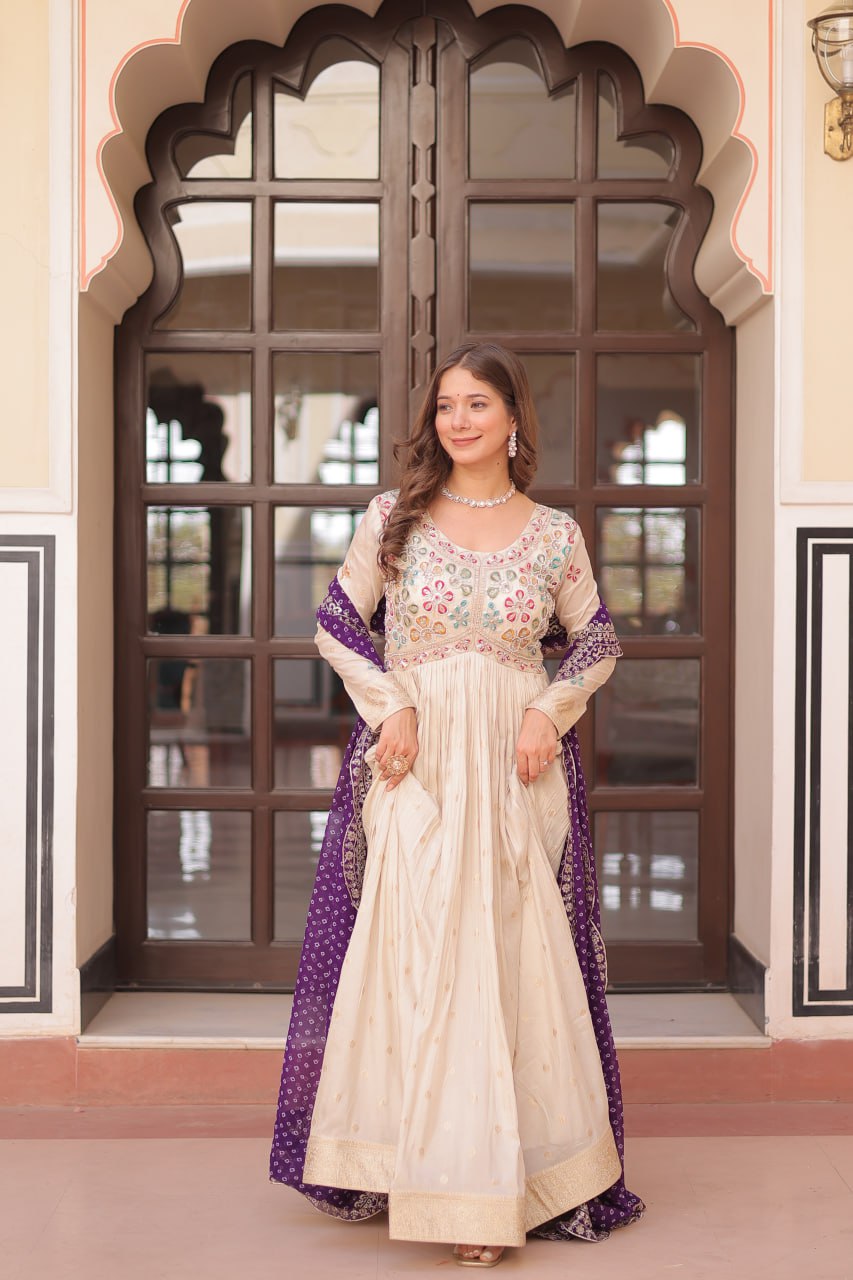 Mahira Gown Traditional Flair Women's Anarkali Dress