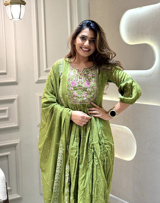 Green Women's Cotton Fabric Pleated Kurta, Pant and Dupatta Set