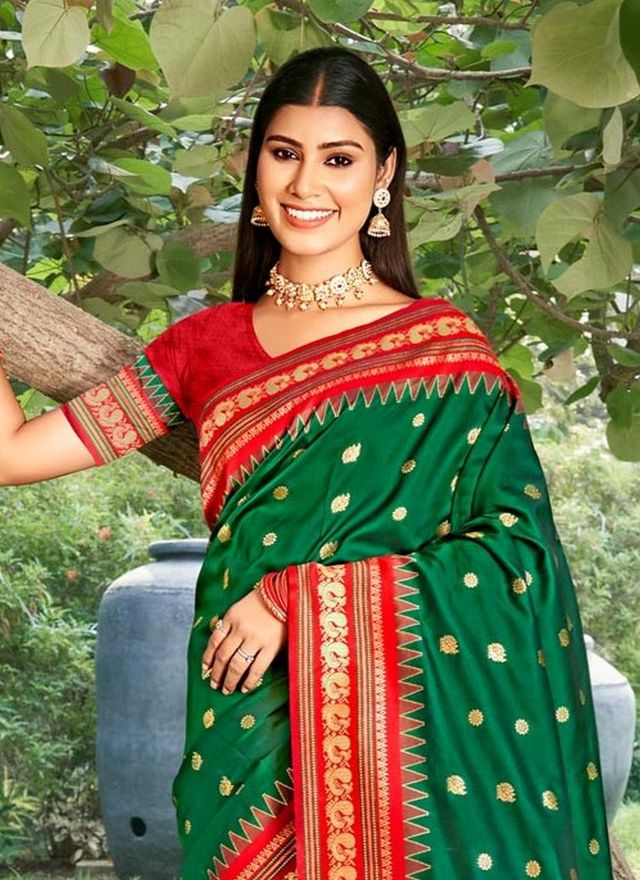 Green Color Beautiful Woven Designer Soft Silk Fabric Saree