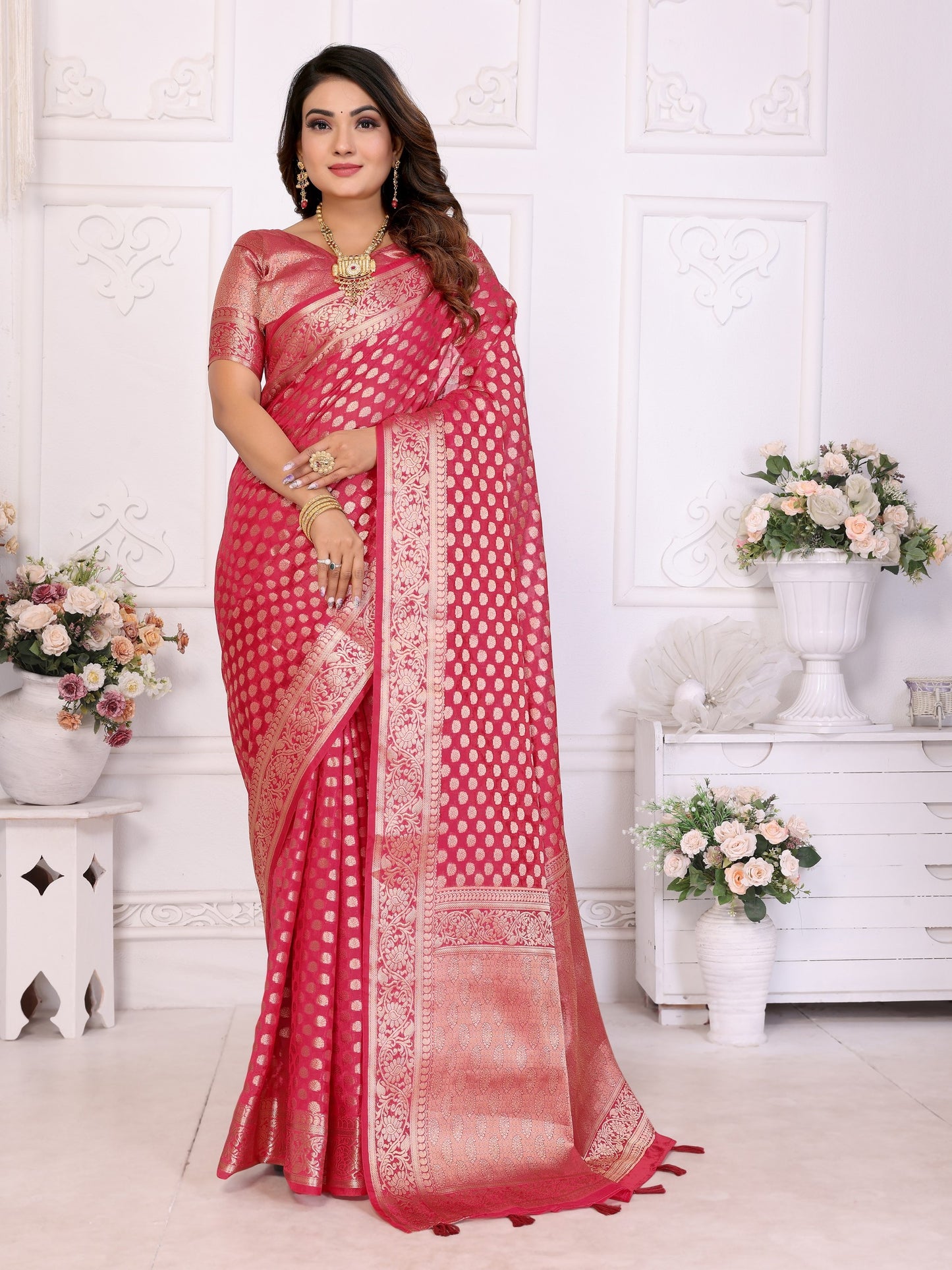 Red Weaving Soft Organza Saree With Blouse