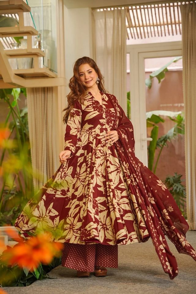 Burgundy Color Muslin Fabric Designer Printed Readymade Ceremonial Palazzo Dress
