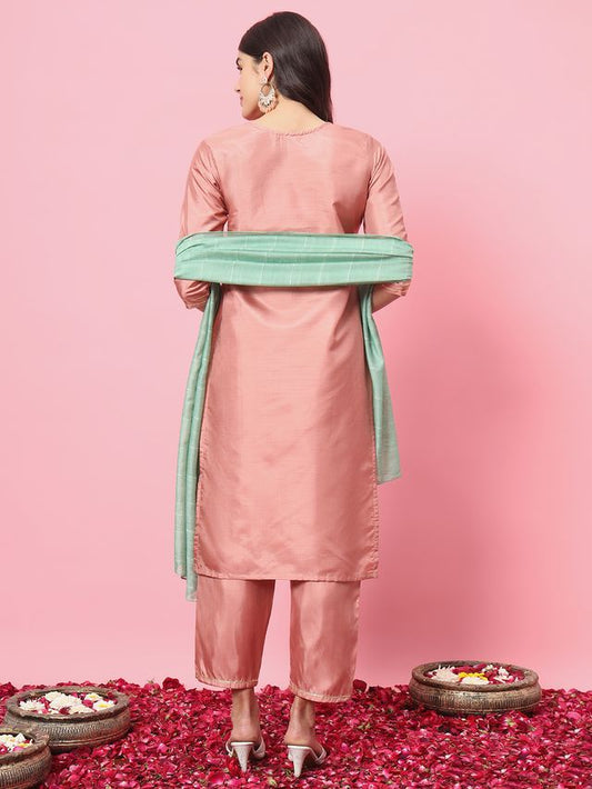 Peach Color Silk Blend Ethnic Fancy Partywear Suit With Classy Looks