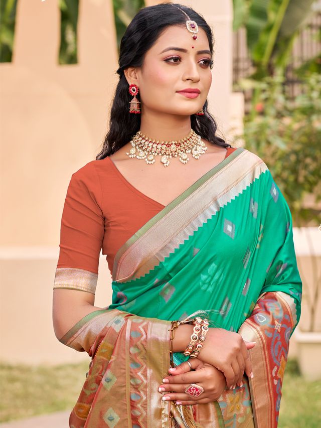 Rama Green Color Pochampalli Silk Fabric Ethnic Woven Designer Partywear Saree