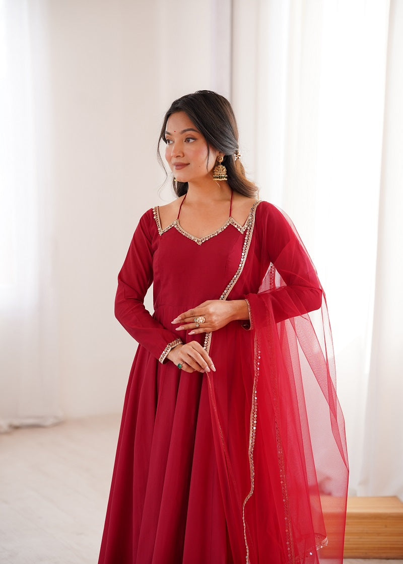 Women Red Ethnic Anarkali Kurta Set for Festive & Wedding Wear