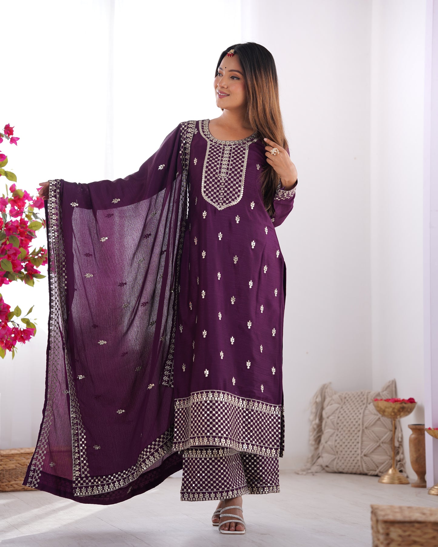 Presenting New Beautiful Pure Chinon Silk Fabric Straight Fit Kurta With Duppta Set,Trousers,Ready To Wear*