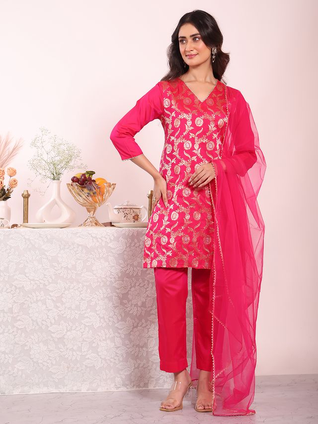 Pink Color Poly Silk Fabric Smart Ethnic Partywear Kurta Set