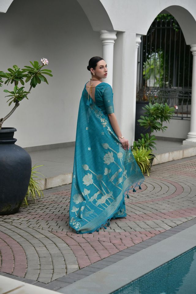 Firozi Color Jute Linen Silk Fabric Beautiful Graceful Saree