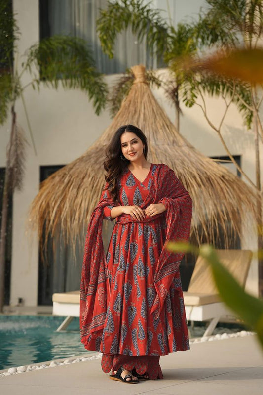 Ethnic Style Anarkali Suit with Dupatta