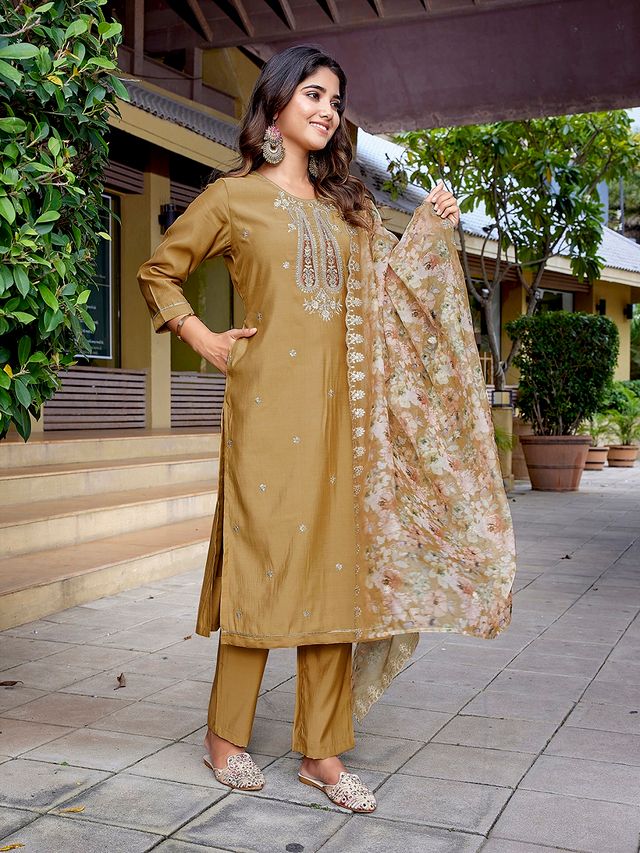 Chiku Color Stylish Partywear Readymade Ethnic Suit