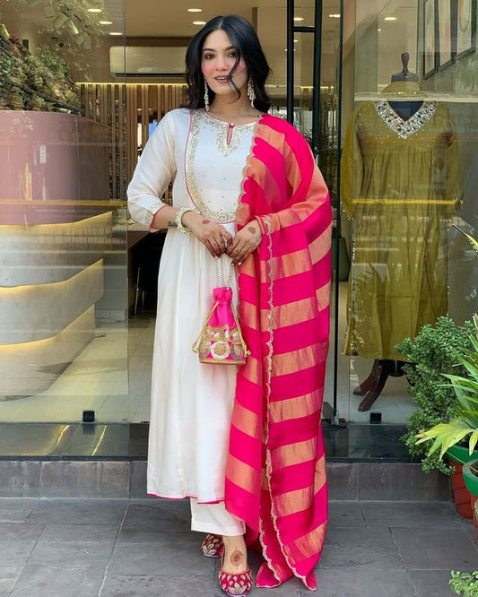 Cream Color Ethnic Cotton Silk Fabric Readymade Kurta Set With Dupatta