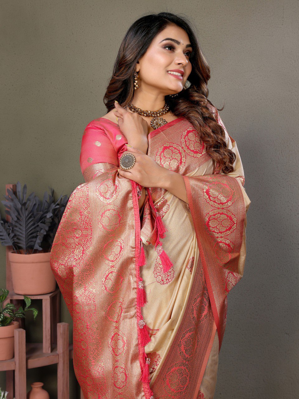 Baby Pink Viscose Silk with Butties Weaving Saree With Blouse