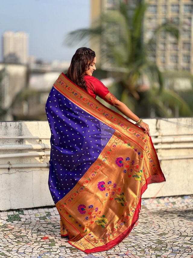 Violet Color Beautiful Soft Silk Woven Designer Partywear Saree