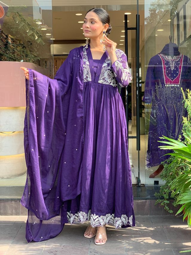 LavenderColor Roman Silk Fabric Designer Embroiderd Stitched Suit