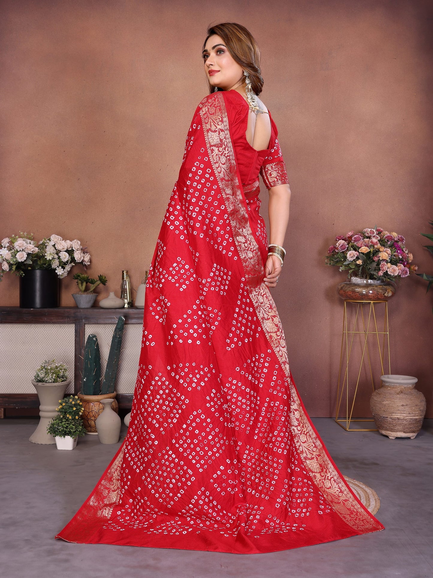 Red Handmade Bhandhej Viscos Silk Saree With Blouse