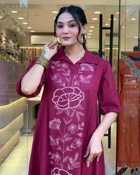 Women's Gorgeous Thread work Viscose Chanderi Fabric Straight Kurta
