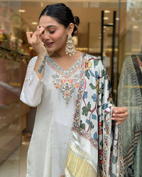 Women's Gorgeous Embroidery Viscose Chanderi Fabric Straight Kurta Pant with Dupatta Set