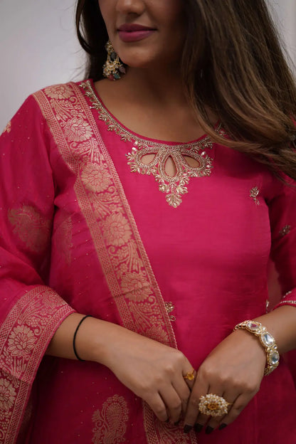 Women's Gorgeous Embroidery Viscose Chanderi Fabric Straight Kurta Pant with Dupatta Set Gaajri