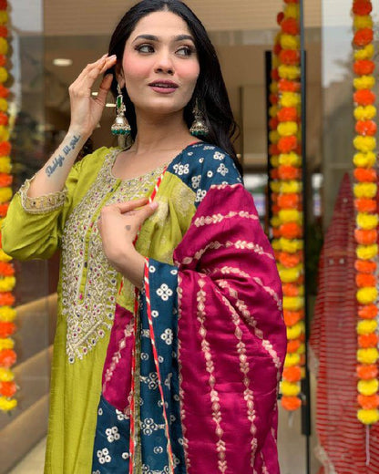 Women's Gorgeous Embroidery Viscose Chanderi Fabric Stright Kurta Pant with Dupatta Set Kriti
