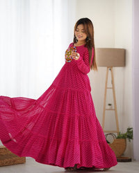 LAST MINUTE NAVRATRI OUTFITS LEHNGHA CHOLI FESTIVAL OUTFIT GOWAN NAVRATI AHMEDABAD TREDISTIONAL GUJARTI OUTFIT GARBA OUTFIT