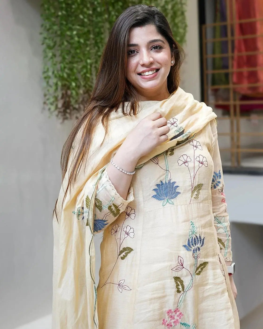 White Women's Cotton Fabric Straight Kurta, Pant and Dupatta Set 4073