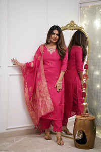 Women's Gorgeous Embroidery Viscose Chanderi Fabric Straight Kurta Pant with Dupatta Set Gaajri