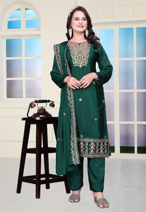Women's Chinon fabric Embroidery work Kurta with Pant and Dupatta set