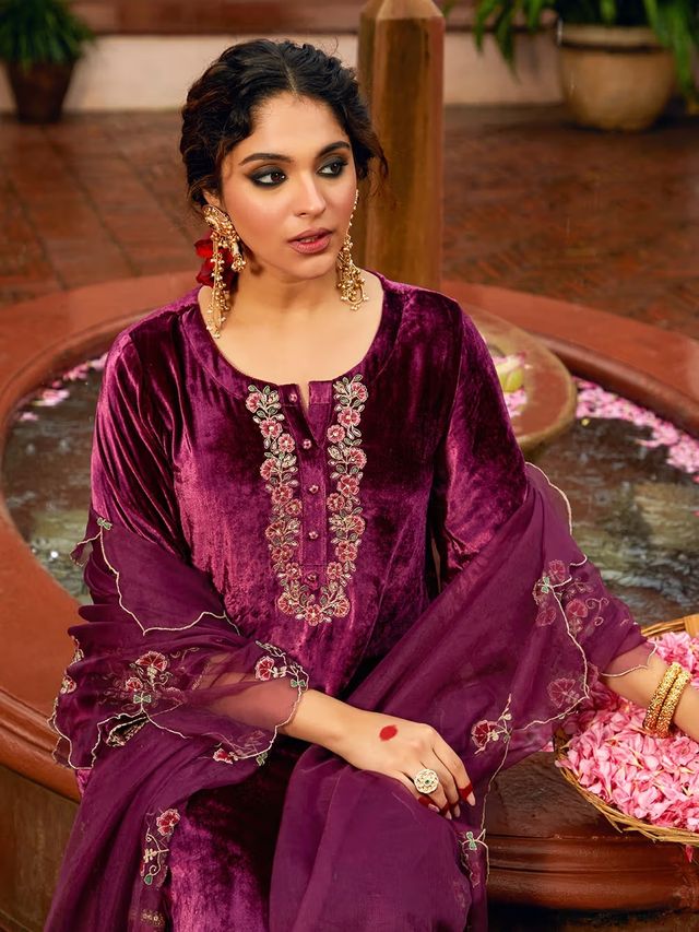 Maroon Color Beautiful Winters Special Velvel Salwar Kameez