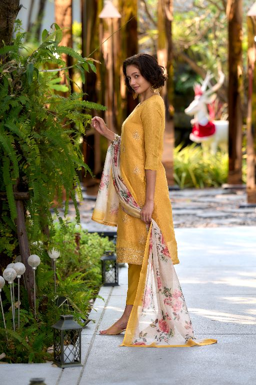 Women's Gorgeous Vatican Embroidery Straight Kurta with Pant And Dupatta Set RY