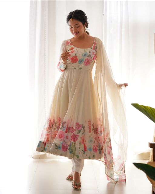 Anarkali gowan with duppata set with pent ,anarkali gowan with emrodary duppata,pink gowan,pink colure gowan ,