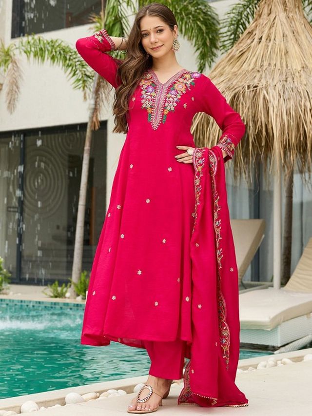 Pink Color Vichitra Silk Fabric Designer Embroidery Work Graceful Partywear Suit 4429