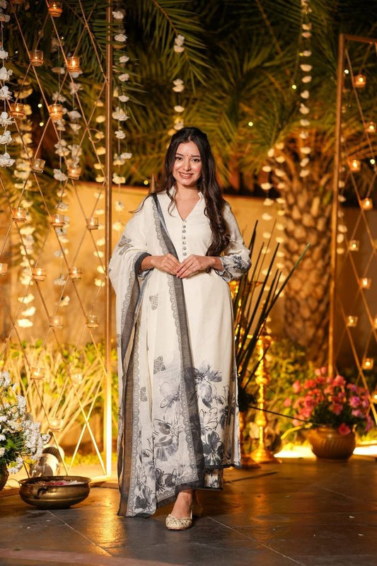 Off White Viscose Chanderi Fabric Beautiful Graceful Ceremonial Kurta Set