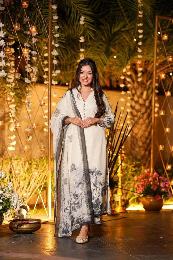 Off White Viscose Chanderi Fabric Beautiful Graceful Ceremonial Kurta Set