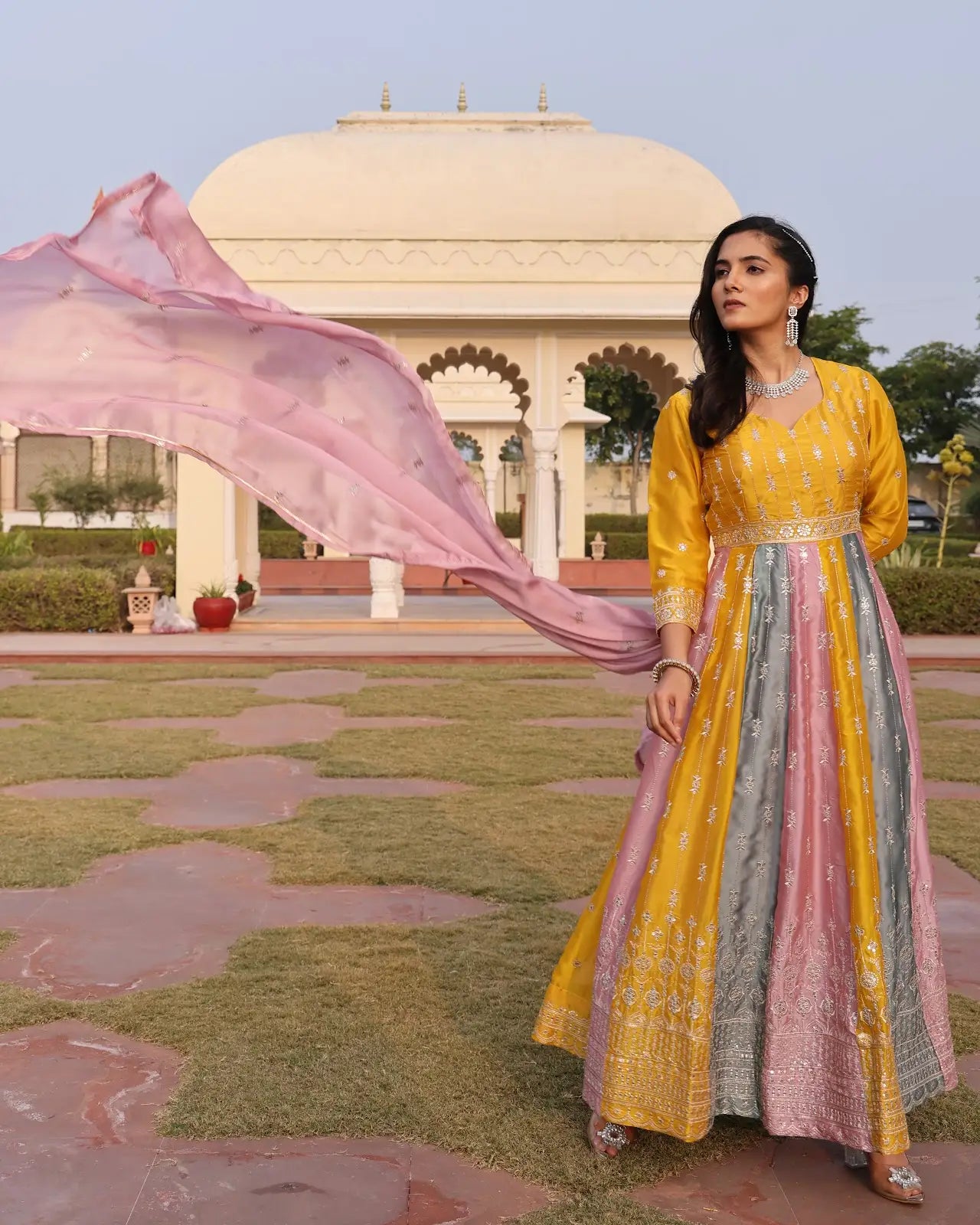 Stylish Wedding Wear Anarkali Suit with Designer Look