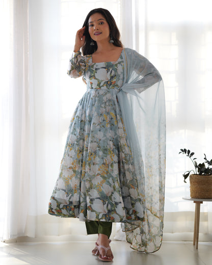 Gulnaar Anarkali Suit  Luxury Ethnic Women's Anarkali Dress