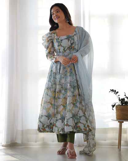 Gulnaar Anarkali Suit  Luxury Ethnic Women's Anarkali Dress