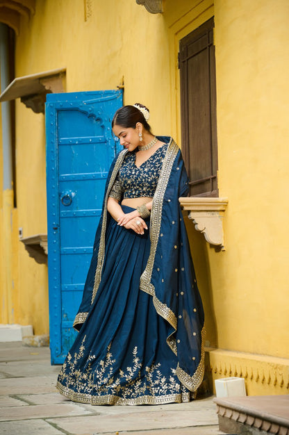 Luxury Bridal Lehenga Choli Outfit Style 026