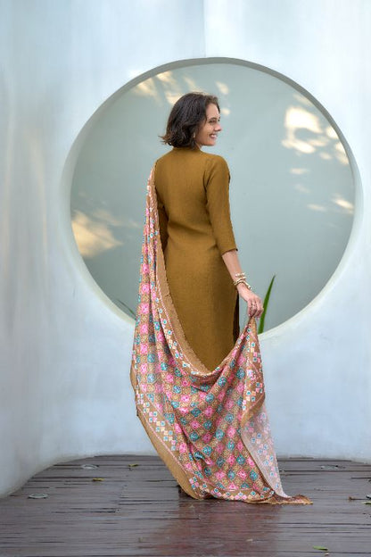 Women's Gorgeous Vatican Straight Kurta with Pant And Dupatta Set