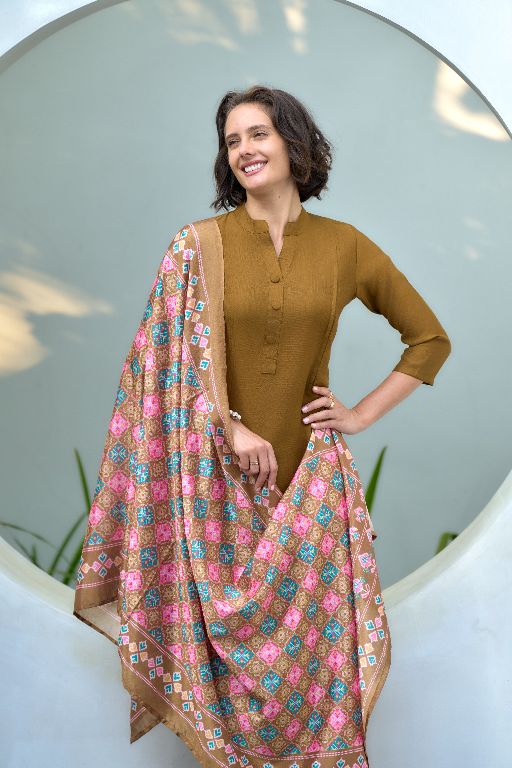 Women's Gorgeous Vatican Straight Kurta with Pant And Dupatta Set