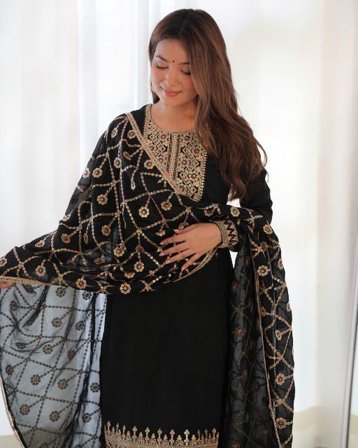 Pakistani Ramzan Eid Dresses for Women, Semi-Stitched Party Wear Salwar Kameez Dupatta,