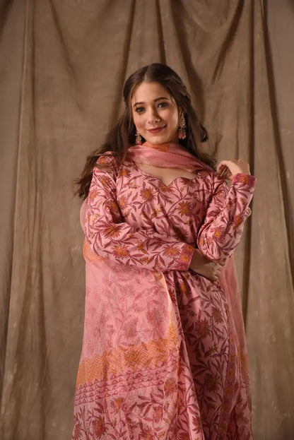 Women's Beautiful Roman Linen Slub Fabric Printed Work Straight Kurta Pant and Dupatta Set
