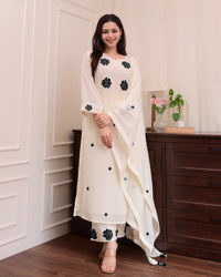 Beautiful Viscose Fabric Thread work Straight Kurta with Pant And Dupatta Set
