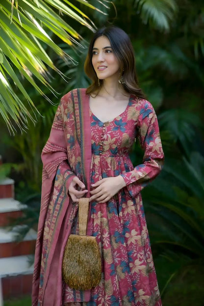 Long Anarkali Suit   Traditional Indian Outfit