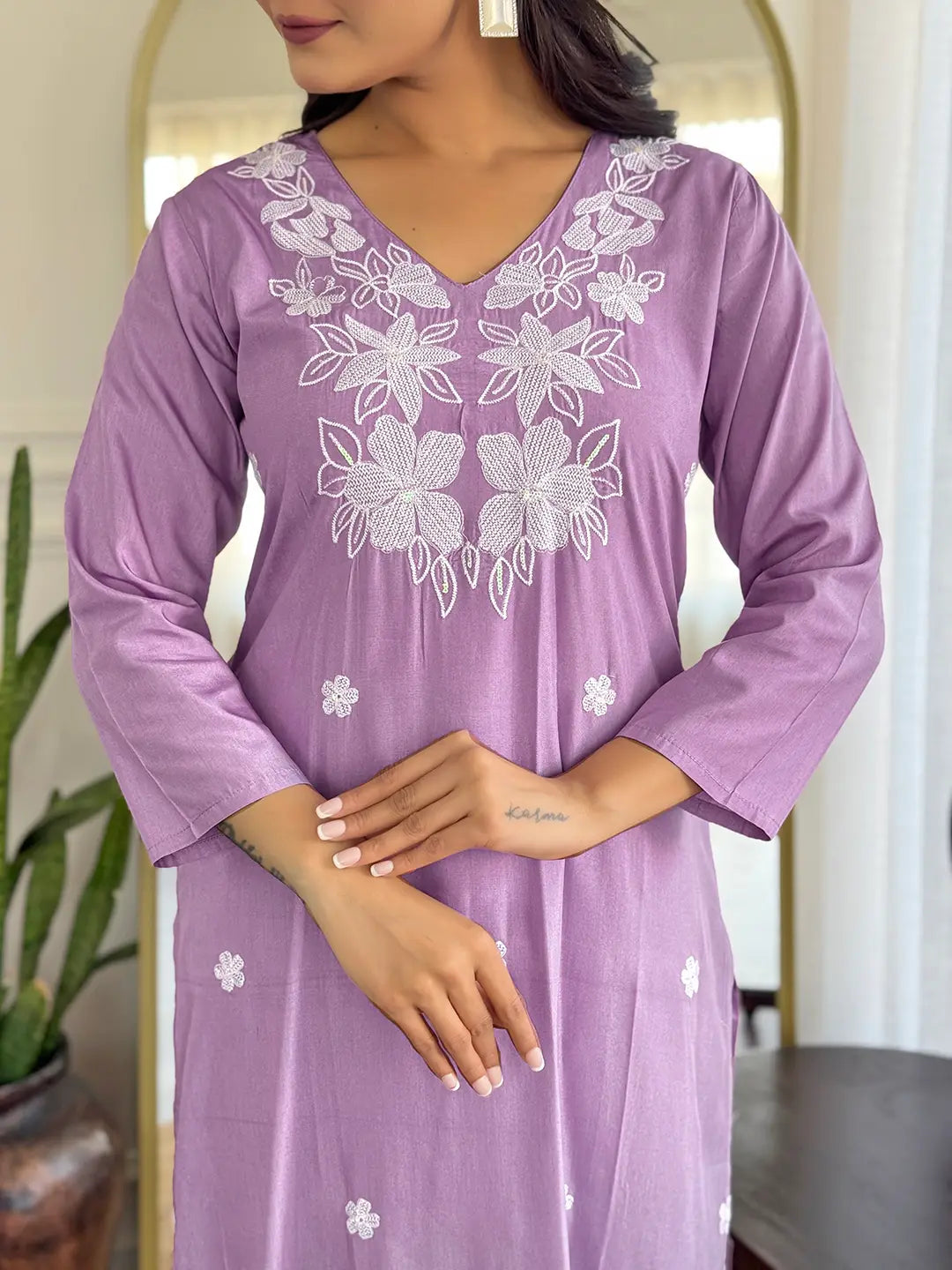 Women Beautiful Thread work Rayon Fabric with Straight Kurta, Pant and Dupatta Set 740
