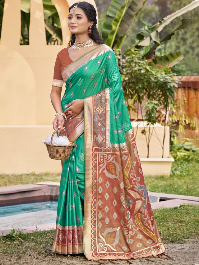 Rama Green Color Pochampalli Silk Fabric Ethnic Woven Designer Partywear Saree