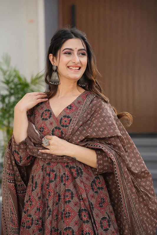 Soft Fabric Anarkali Suit for Daily Wear