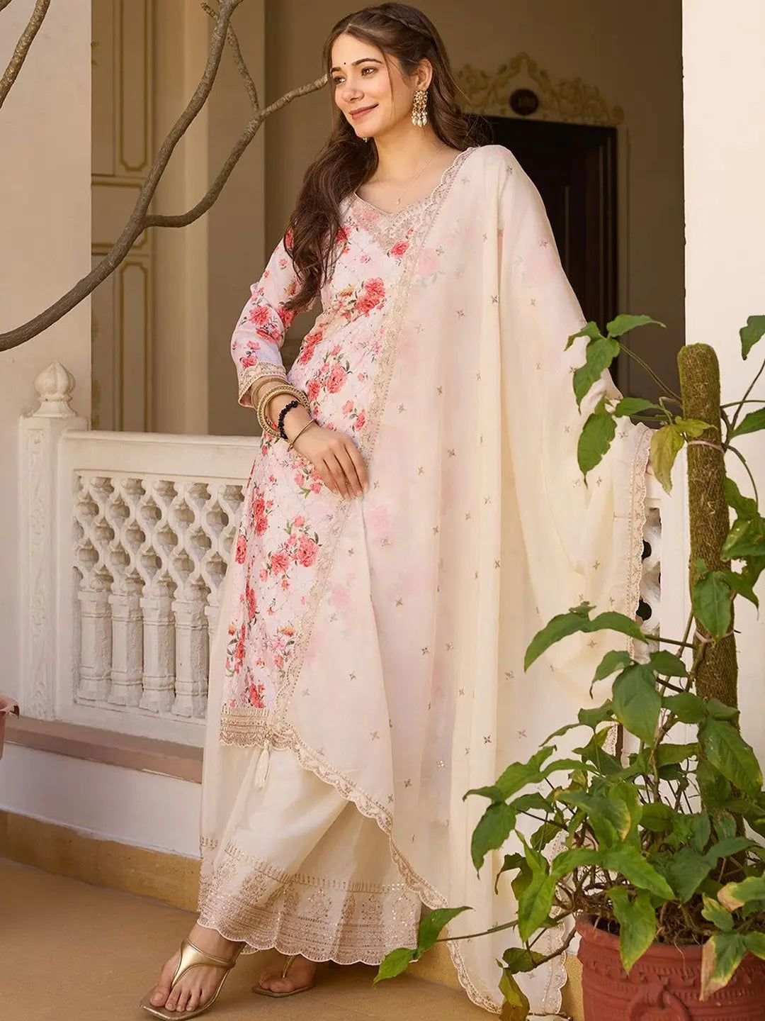 Women's Gorgeous Embroidery Georgette Fabric Straight Kurta Palazzo and Dupatta Set