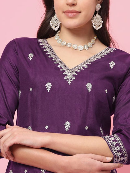 Purple Color Silk Blended Ethnic Partywear Ceremonial Suit