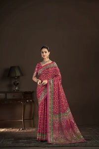 Red Color Crepe Silk Fabric Designer Foil Printed Saree