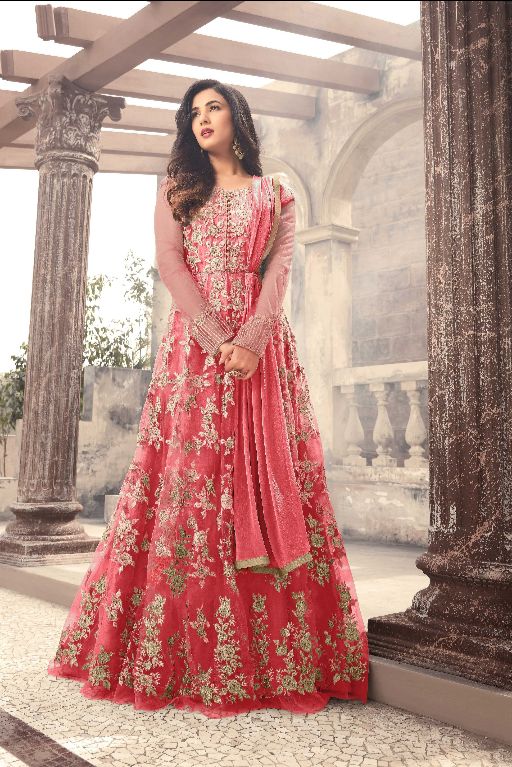 Nazmira Classic Traditional Suit